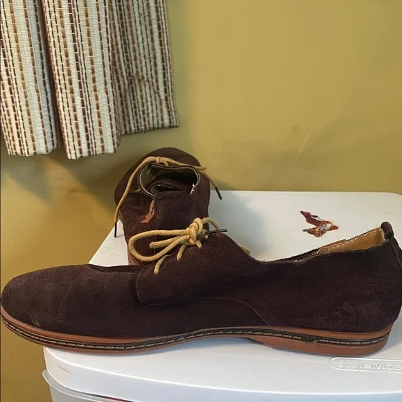 Brown Suede Men's Shoes - Picture 3 of 3